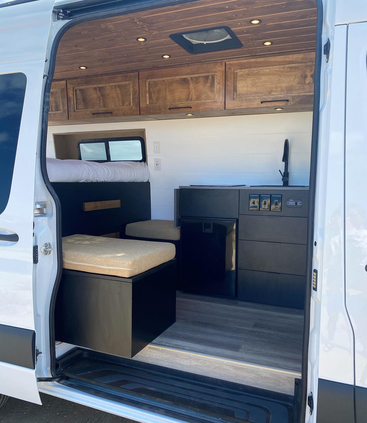 A sneak peak at our latest build, featuring our &lsquo;Mountain House 144&rsquo; layout!
.
.
.
.
.
.
.
.
.
.
#vanlife #vanlifer #vanfamily #vanlifediaries #projectvanlife #vanconversion #tinyhouse #tinyhome #sprinterconversion #vanbuild #vanbuildout 